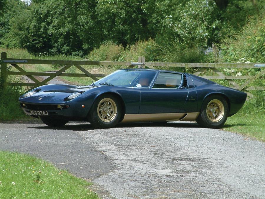  Lamborghini Miura S 1971 года  (фото 7 из 15)